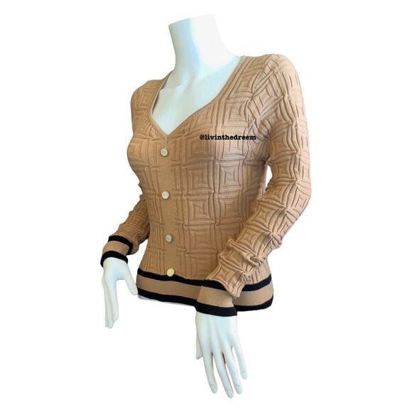 #T76 Elegant Scoop Neck Sweater Trim Long Sleeve Pearl Like Buttons SZ L $59 - Picture 6 of 14